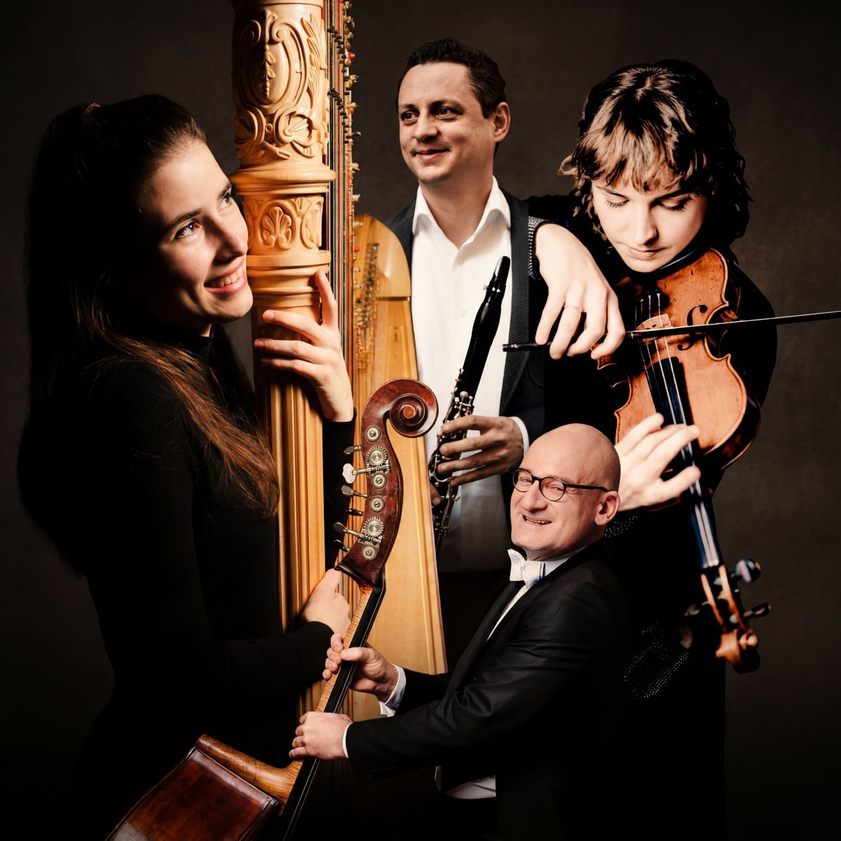 Collage der vier Künstler:innen