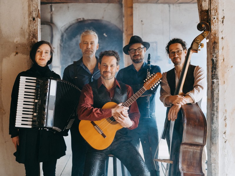 Foto von Max Loeb García und Dos Almas