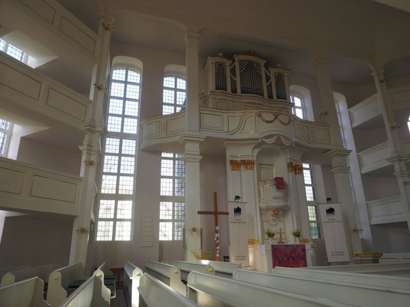 Dorfkirche Lohmen, Kirchenschiff